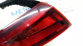 Alfa Romeo Giulia 24-25 left outer fender light scratches