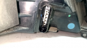 Alfa Romeo Giulia 24-25 right outer fender light scratches