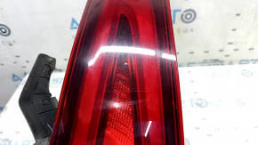 Alfa Romeo Giulia 24-25 right outer fender light scratches