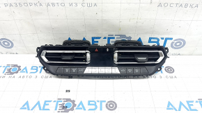 BMW 3 G20 19-23 climate control with heated seats and air ducts, the flap opening is broken