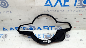 The upper steering wheel cover of the Alfa Romeo Giulia 21-23 has a broken mount.