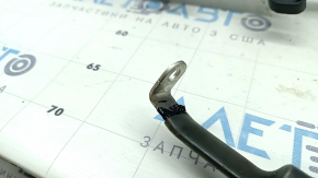 Positive battery cable through the entire body of a BMW 3 G20 19-24