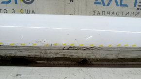 Alfa Romeo Giulia 17-25 left sill, white, 217, scratches, dents