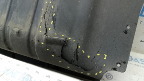 Alfa Romeo Giulia 17-25 rear bumper center guard, cracks