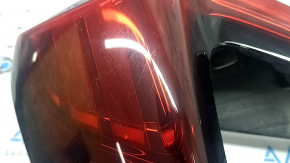 Honda CRV 20-22 right outer fender light scratches