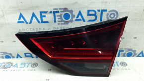 Nissan Rogue 21-24 right halogen + LED interior tailgate light, us-built, scratches