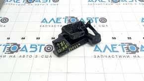 Honda CRV 17-22 right rear front fender arch lining bracket, missing parts