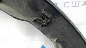 Front right fender arch trim for Kia Sorento 2021-2024 HEV, PHEV, crack in mount, scratches
