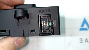 Kia Sorento 21-25 USB Hub in the trunk with cable