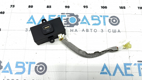 Kia Sorento 21-25 USB Hub in the trunk with cable