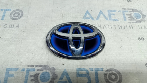Toyota hybrid emblem for the trunk lid of a Toyota Camry v55 15-17 USA, broken guide