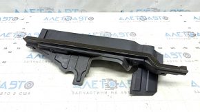 Right radiator deflector for Kia Sorento 21-24 HEV, PHEV