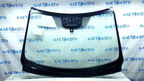 Nissan Rogue 21-24 windshield with camera, PGW, scratches