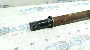 The front right half shaft of a Nissan Rogue 22-24 1.5T FWD has a stripped thread.