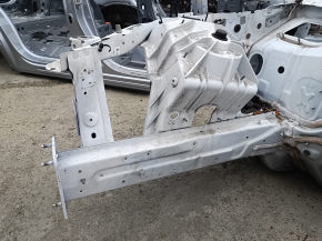 Front right quarter panel of the Alfa Romeo Giulia 17-25 on the body, graphite