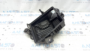 Kia Sorento 21-25 HEV, PHEV Air Filter Housing Lower Cover