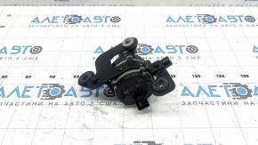 Kia Sorento 21-25 HEV, PHEV inverter cooling pump with bracket