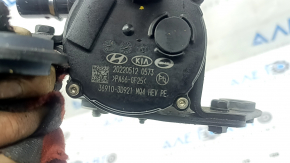 Kia Sorento 21-25 HEV, PHEV inverter cooling pump with bracket