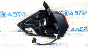 Nissan Rogue 17-20 right outer fender light scratches