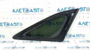 Rear left window with blind glass for Kia Sorento 21-25, tinted with chrome molding