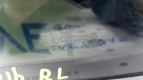 Rear left window with blind glass for Kia Sorento 21-25, tinted with chrome molding