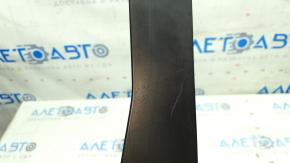 Nissan Rogue 21-24 rear right roof lining scratches