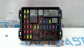Kia Sorento 21-25 HEV underhood fuse box