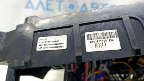 Kia Sorento 21-25 HEV small underhood fuse box