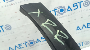 Rear left fender arch trim for Infiniti QX50 19-20. Structure, scratches, crack in fastening. Needs cleaning.