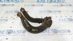 The front right shock absorber fork of the BMW X5 F15 14-18 is rusty.