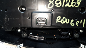 Nissan Rogue 17-20 auto climate control, scratches on the trim