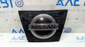 Nissan Rogue 17-18 front grille emblem, square, radar-ready, sand-finished, polished
