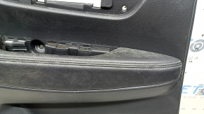 Rear left door panel for a 17-20 Nissan Rogue, black with a black plastic insert, leather armrest, scratches, ready for dry cleaning