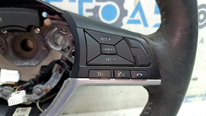 Naked steering wheel Nissan Rogue 17-20 black leather, with buttons, needs cleaning, scratches, worn