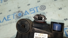 Right fog light for Nissan Rogue 17-20 (sand and scratches)