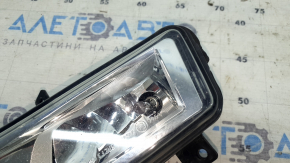 Right fog light for Nissan Rogue 17-20 (sand and scratches)