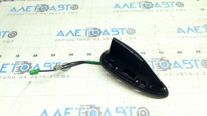 Nissan Rogue 17-20 fin antenna housing