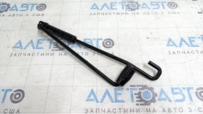 Audi Q3 83A 19-25 jack handle cracks on the handle