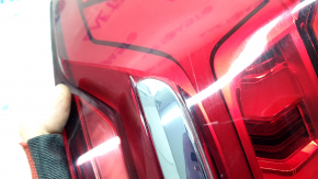 Audi A6 C8 19-24 right outer fender light without animation with chrome molding, worn