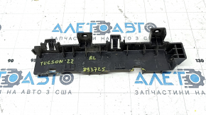 Left rear bumper mount for Hyundai Tucson 22-25