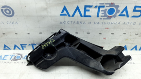 The rear bumper mount under the left light of the Audi A6 C8 19-25 is large, there is a crack in the mount.