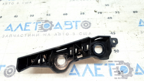 The front bumper mount on the left fender of the Audi A6 C8 19-24 is broken.