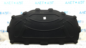 The hood insulation of the Audi A6 C8 19-24 is dented.