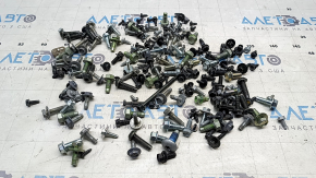 Nissan Ariya 23-25 interior hardware incomplete