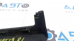 The left inner trunk lid light cover for a VW Jetta 19-24 has a broken mount.