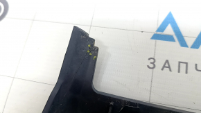 The right inner trunk lid light cover for a VW Jetta 19-24 has a broken mount.