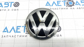 19-21 VW Jetta radiator grille emblem with sand and scratches
