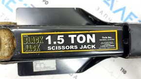 VW Jetta 19-24 jack