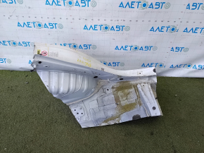 Left rear fender dent on a Toyota Camry v50 12-14 USA body, white, rusty, bumper