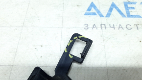 The right rear bumper mount of the Audi A6 C8 19-24 is broken.
